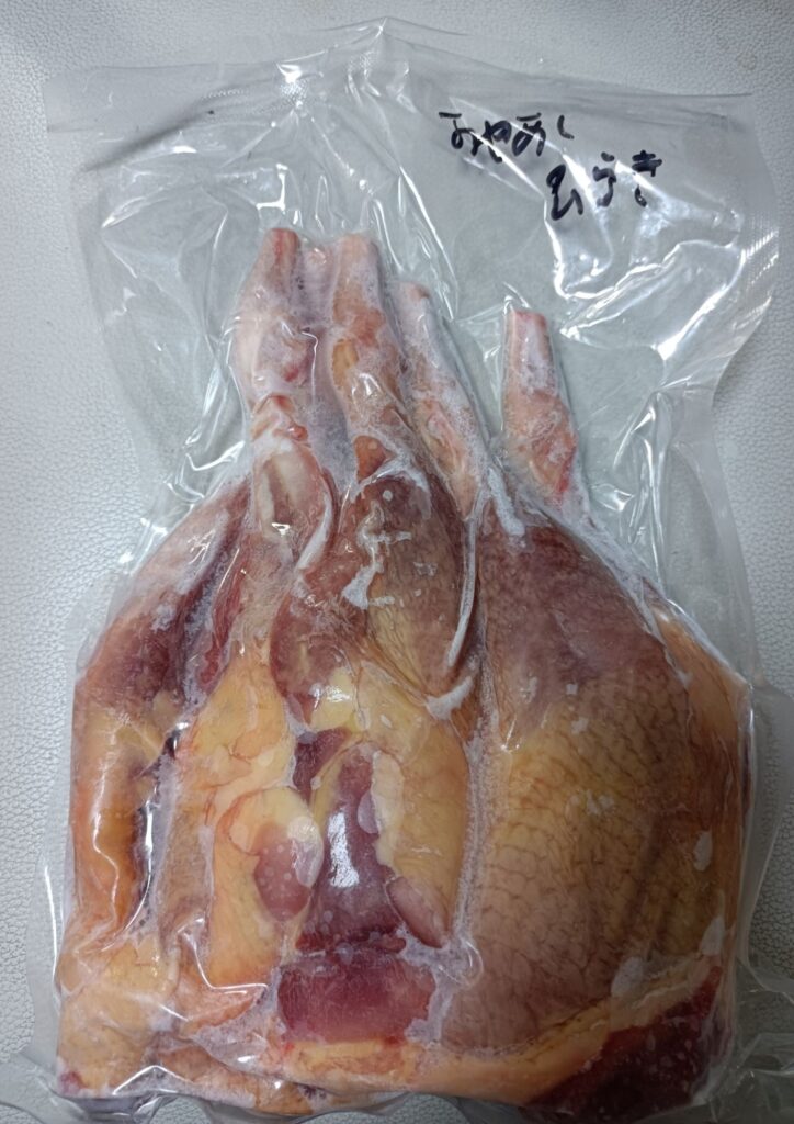 旨味が違う！おやどりの骨付きもも肉（親鶏・親鳥） 5本入【もも肉】/火の通りが良くなるように開く